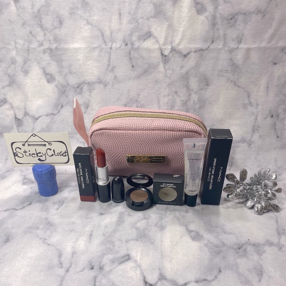 MAC Beauty Chili Gift Set-Pink Pouch,Matte Lipstick,Eyeshadow,Lip Gloss-4pc-NEW